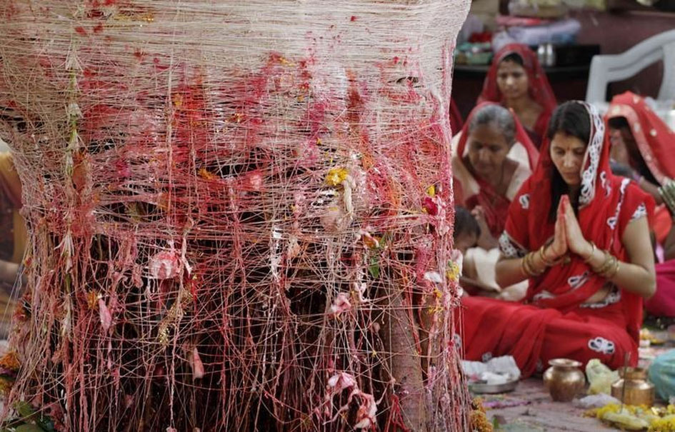 Marry the Tree to Mars Bear Women – Indian Wedding Rituals